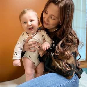 Meet your Posher, Paige nicale